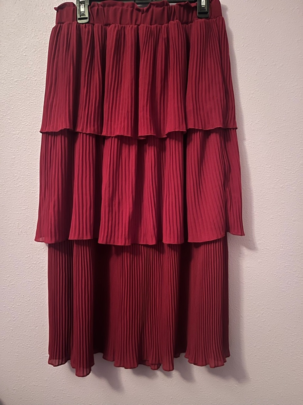Tiered Pleated Midi Skirt in Deep Wine
